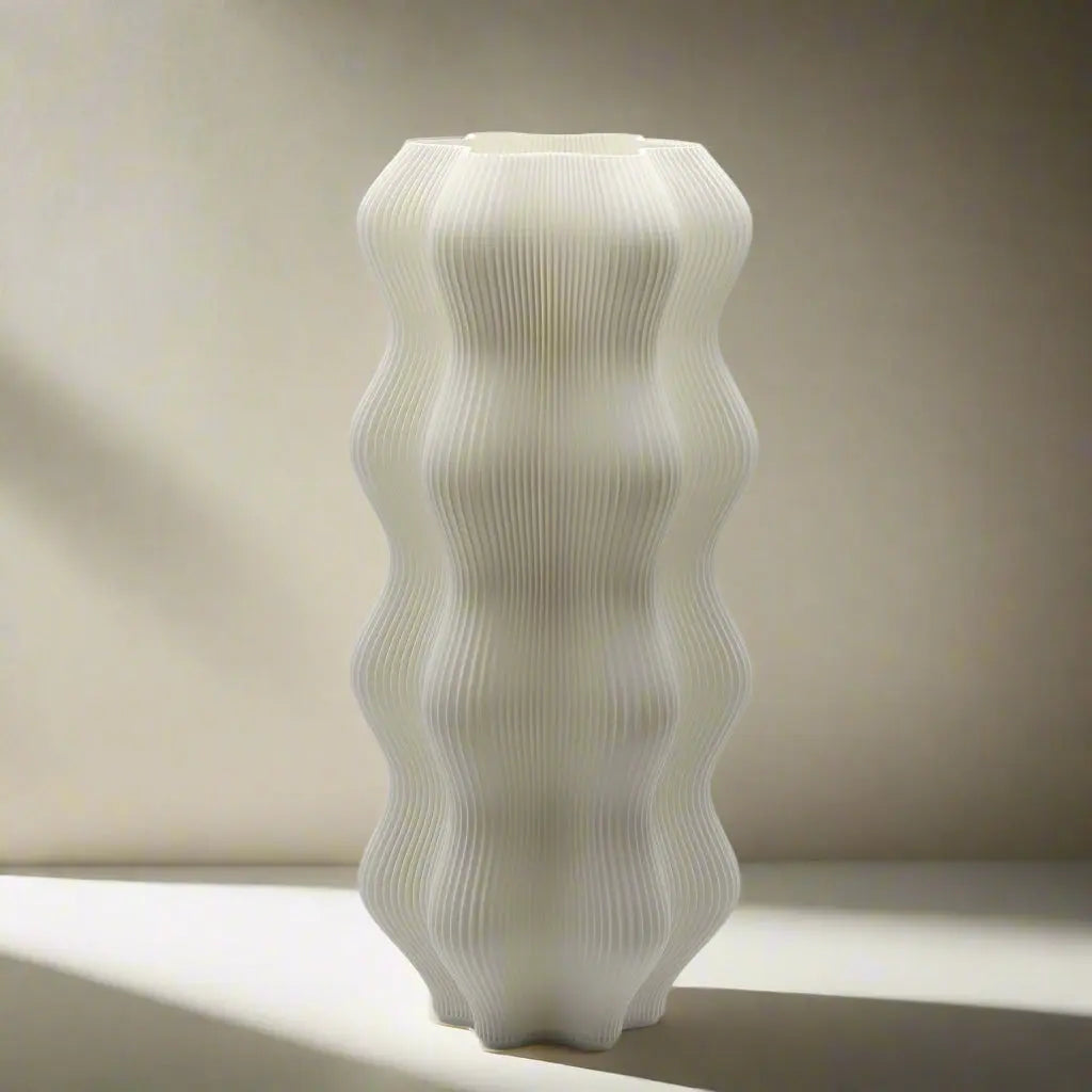 Harp Lamp Namami, culptural Harp Lamp – handcrafted in Australia by Namami