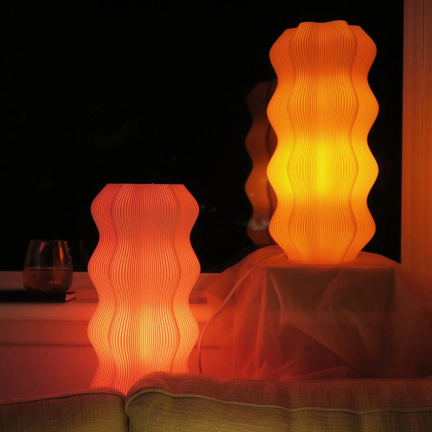 Harp Lamp Namami, Dimly lit custom lamp showcasing soft warm light