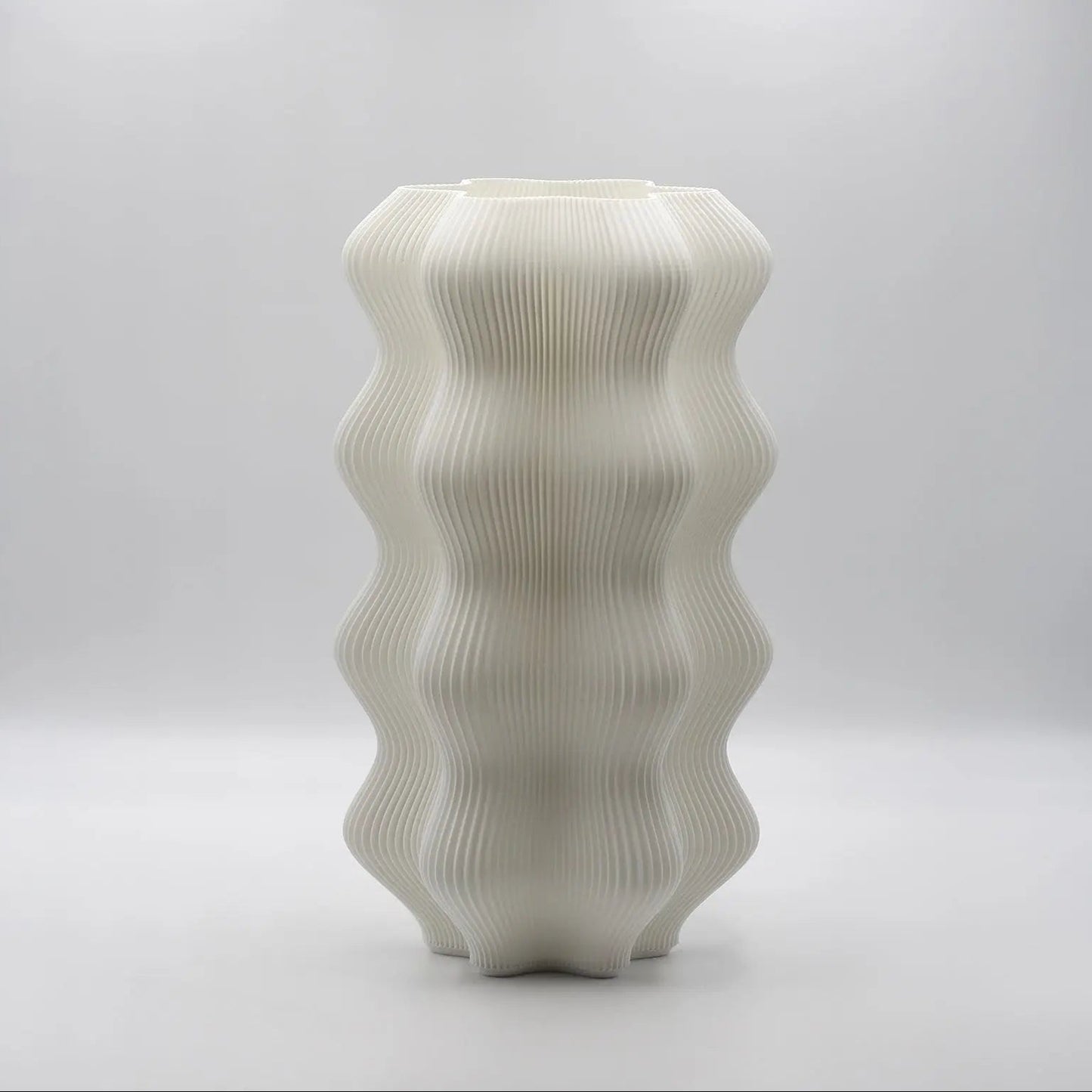 Harp Lamp Namami, Modern entryway featuring Namami Studio’s Harp Lamp