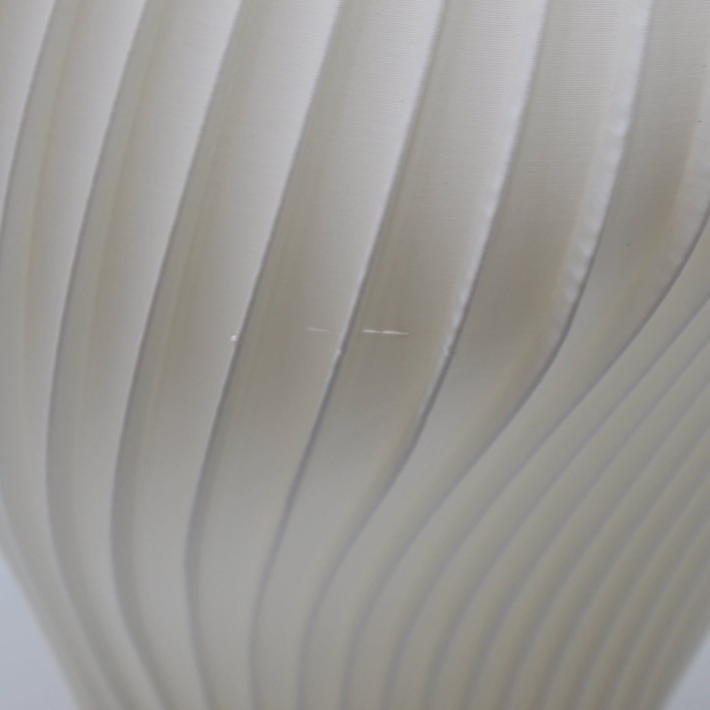 Large Creme Pleat Lamp – Seconds