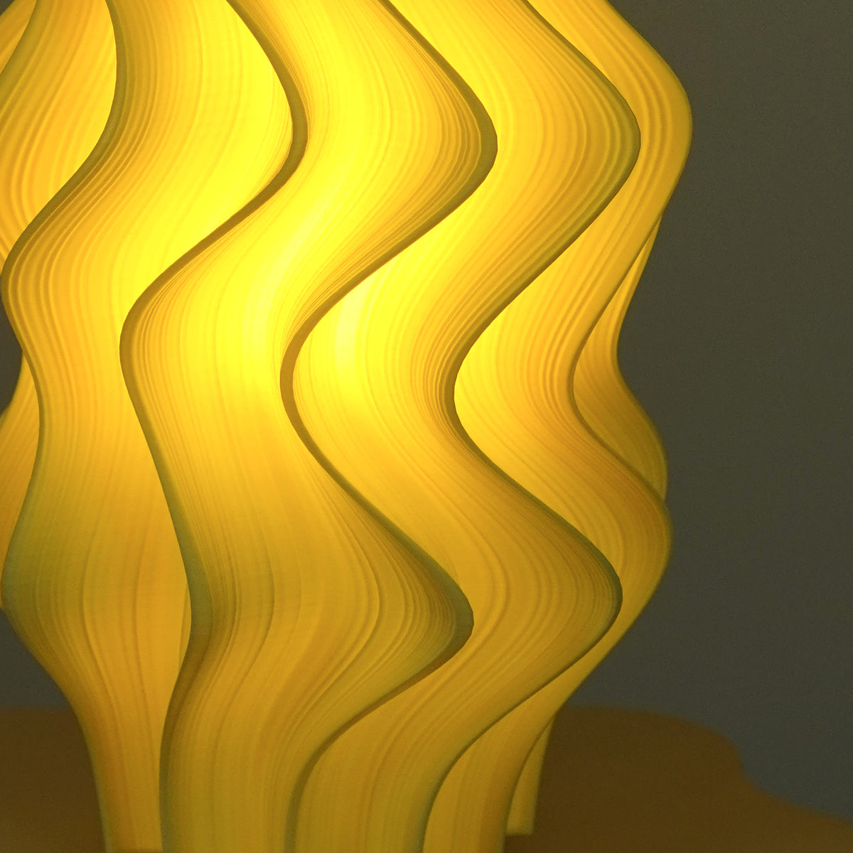 Lemon Light Iris detail 2