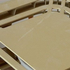 Kengo San lamp 3, close-up of the whitish discolouration on top