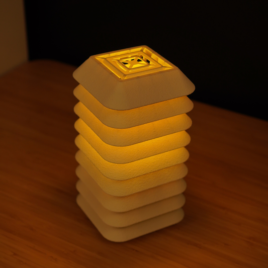 Kengo Tō Lamp