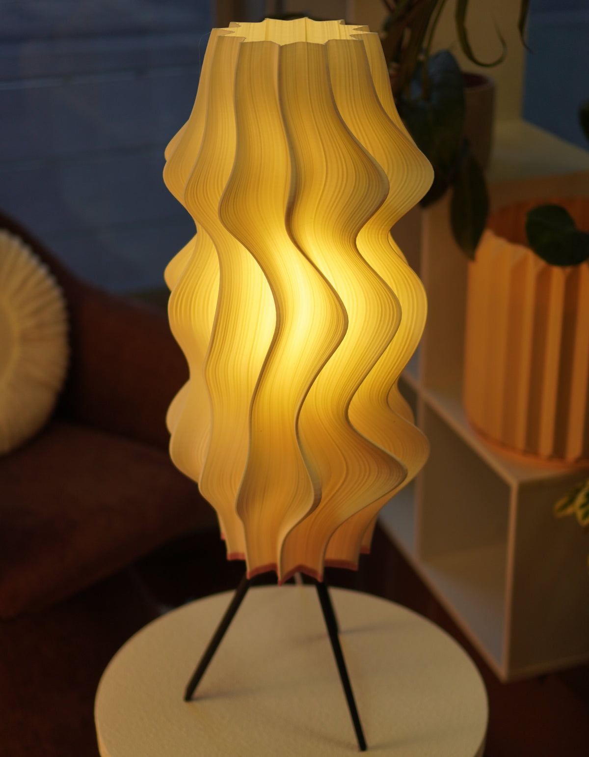 Crème Iris Floor Lamp – Seconds | OS043