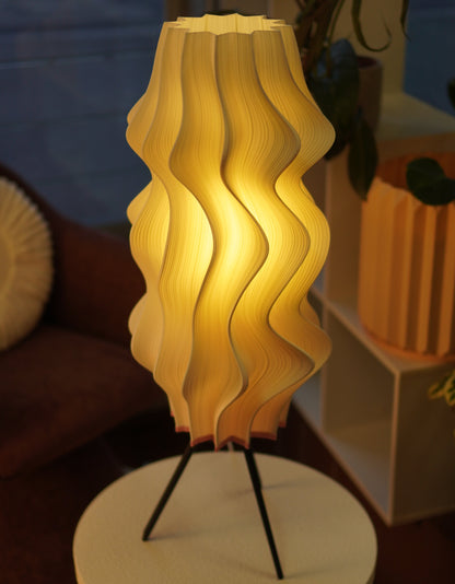 Crème Iris Floor Lamp – Seconds | OS043
