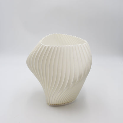 Medium Pleat — Creme Seconds (Fragment Edition)