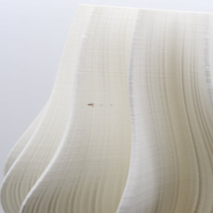 Iris Lamp – Creme (Seconds Edition – Creme 2)