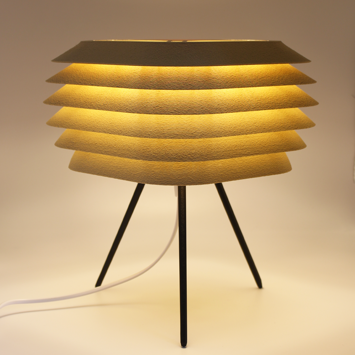Kengo San complete table lamp with detachable tripod stand, original collection reference