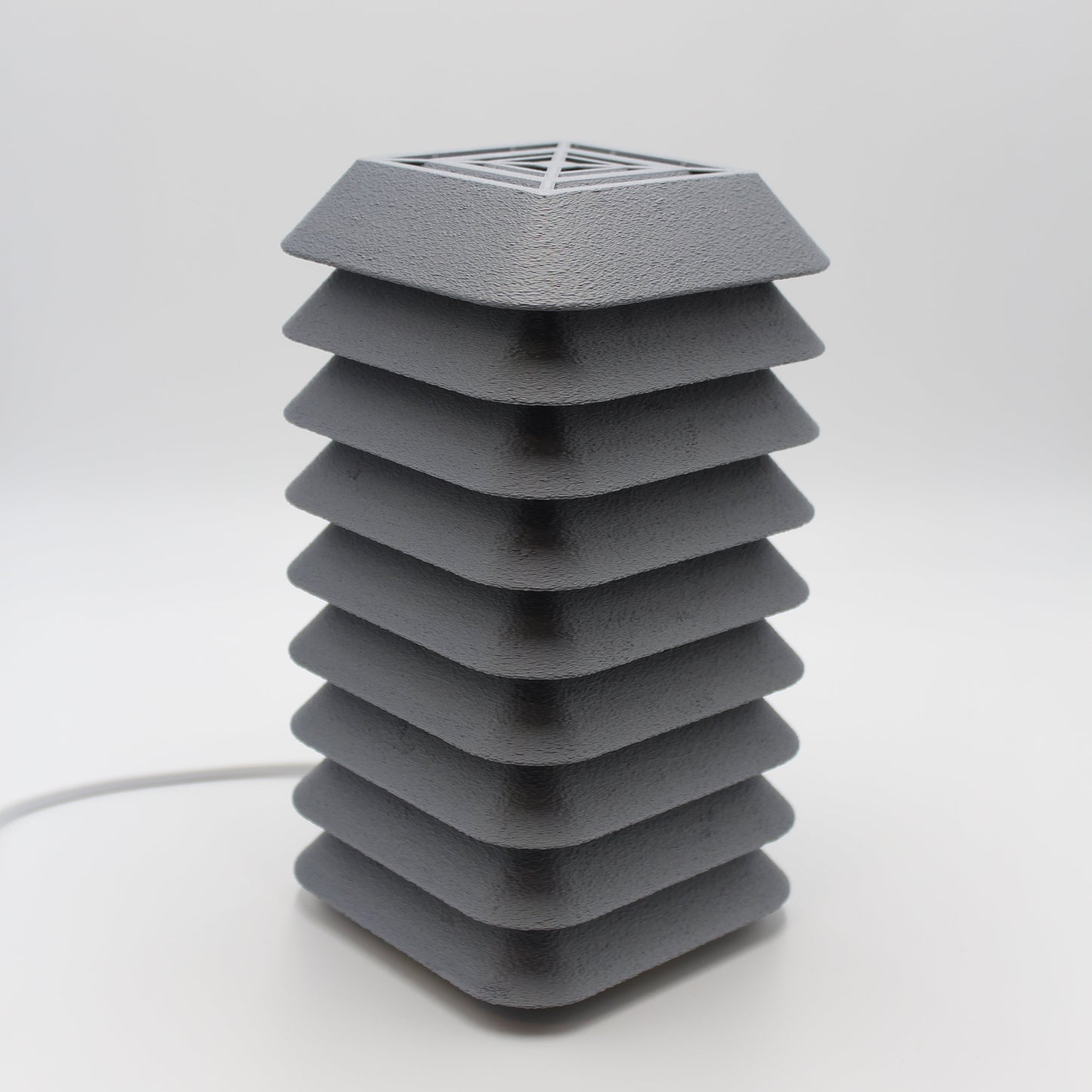 Kengo to grey lamp trial off by namami studio