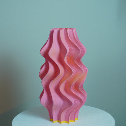 Iris Dual Colour table lamp from its pink-facing side