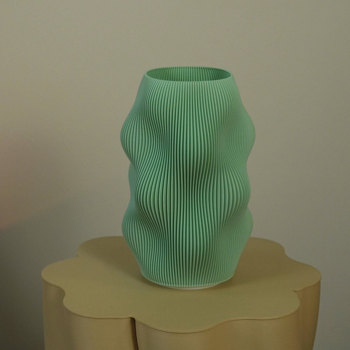 Pistachio Harp Echo Mini Table Lamp - Studio Edition | SE009 - off