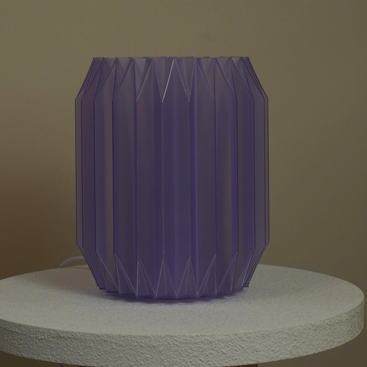 Ori in Lilac, switched off