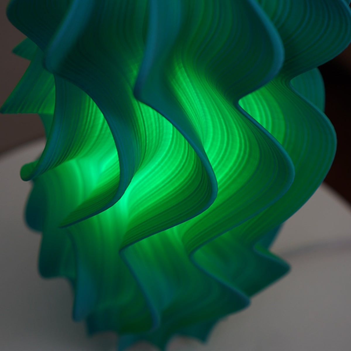 Blue Green Iris colour shift ribbed detail
